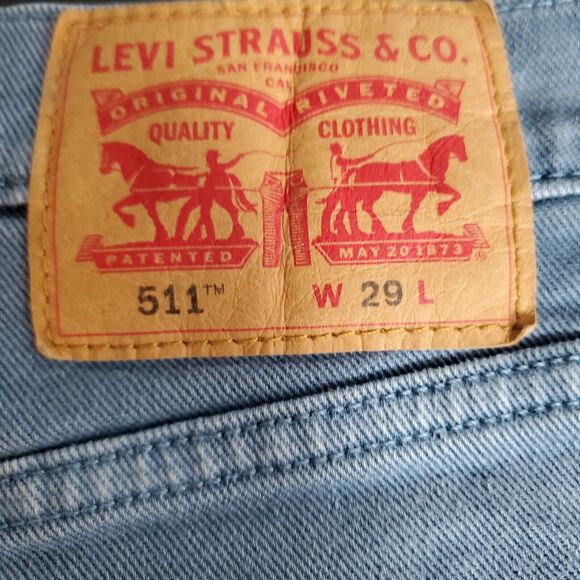 Levis Womens 511 Bermuda Denim Shorts Size 29 Mid Rise Stretch Cuff Hem - Picture 4 of 5